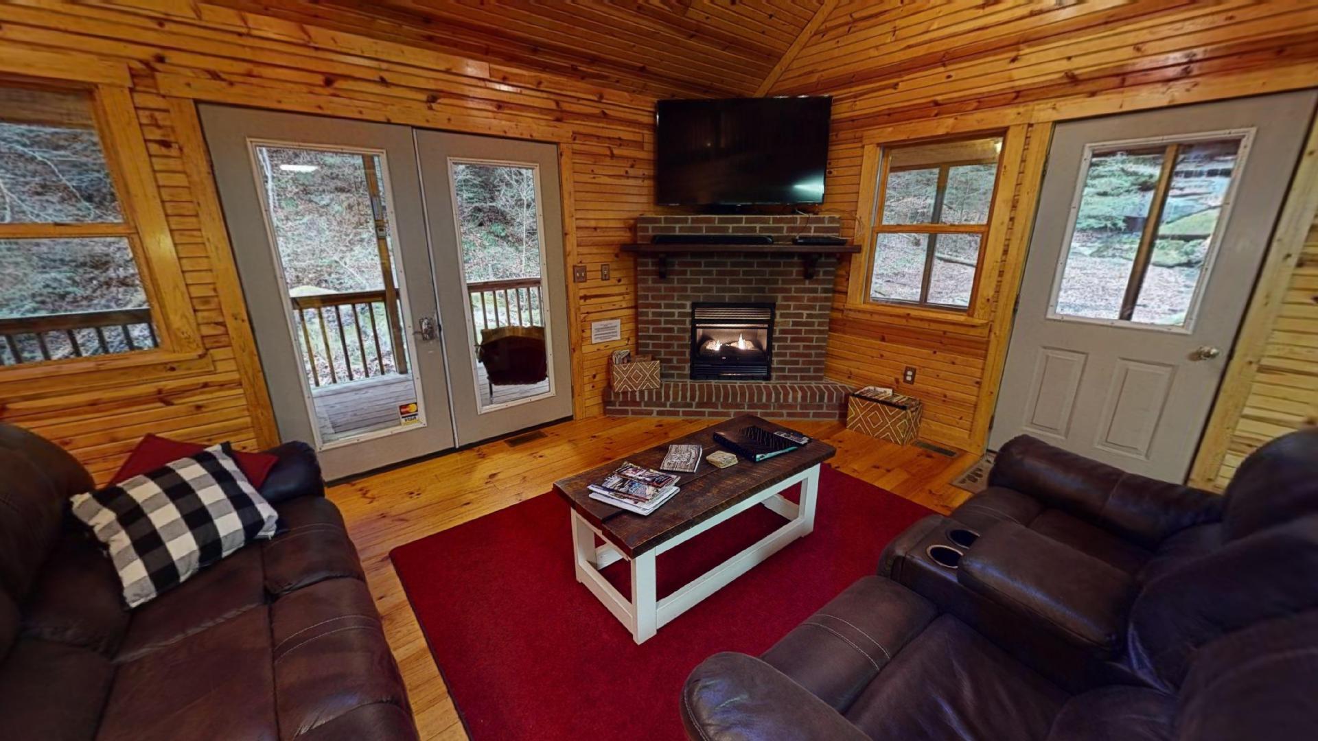 Hidden Falls Retreat - Hocking Hills Cottages and Cabins