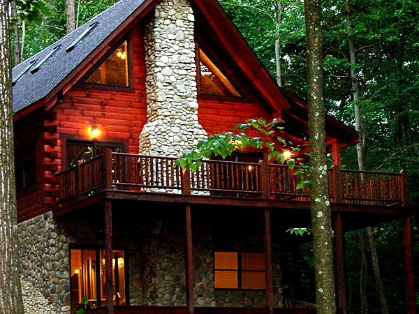 Red Wolf Falls - Hocking Hills Cottages and Cabins