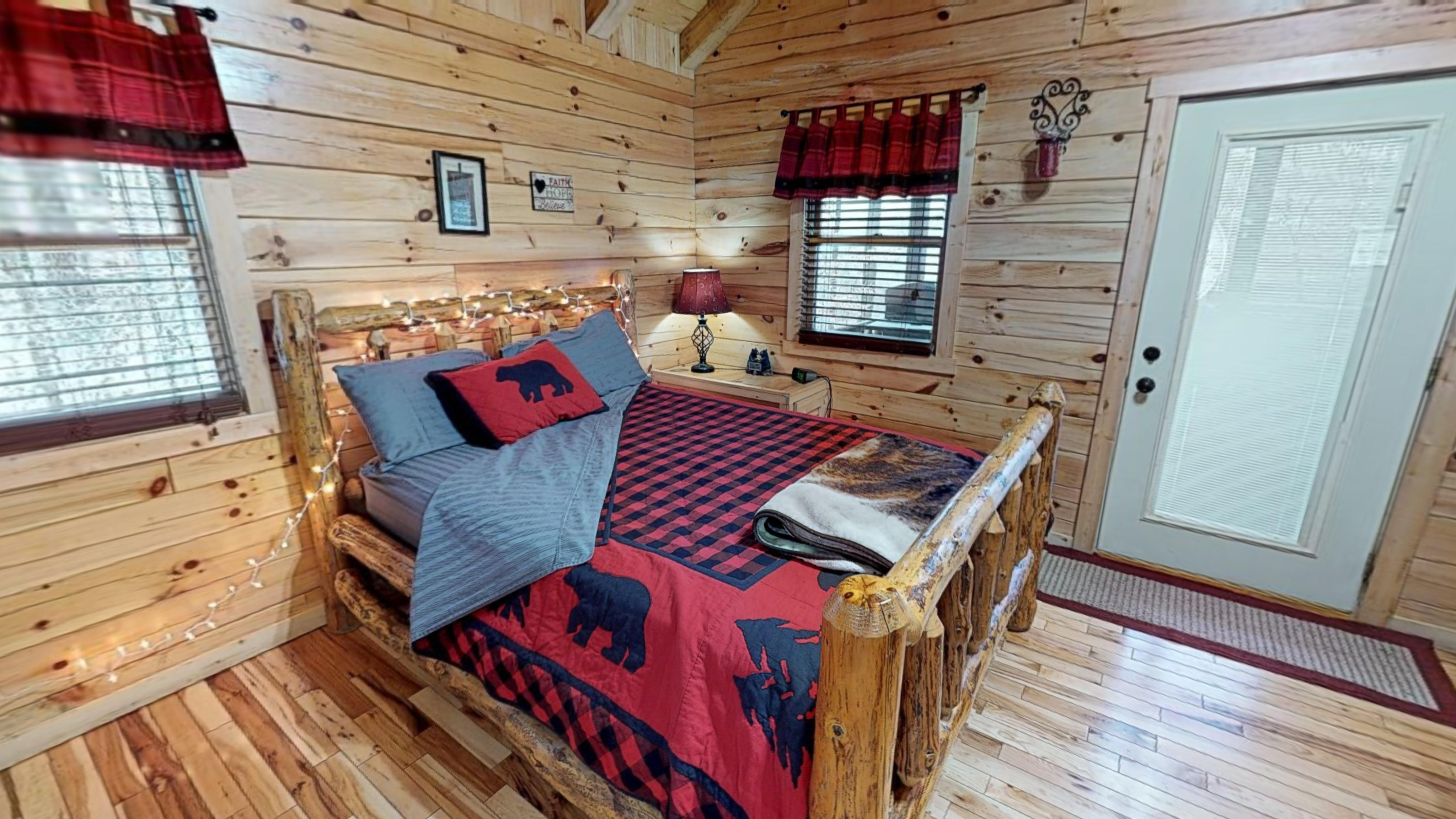 Riley Ridge Cabins - Hocking Hills Cottages and Cabins