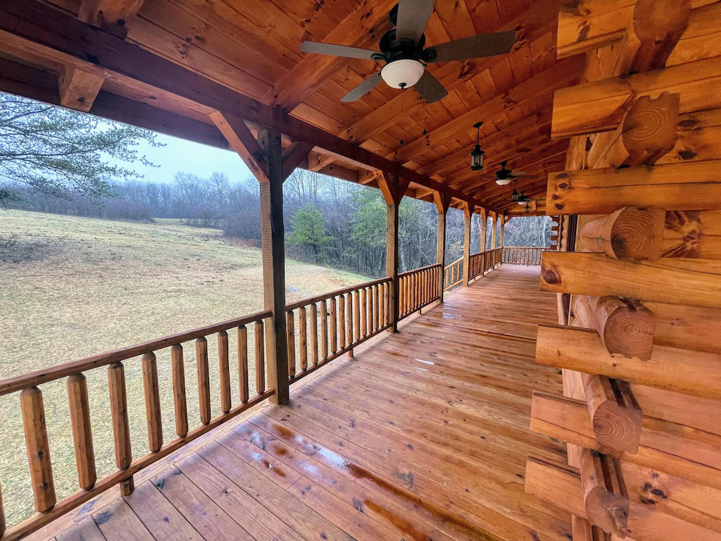 Byers Retreat Hocking Hills Lodges